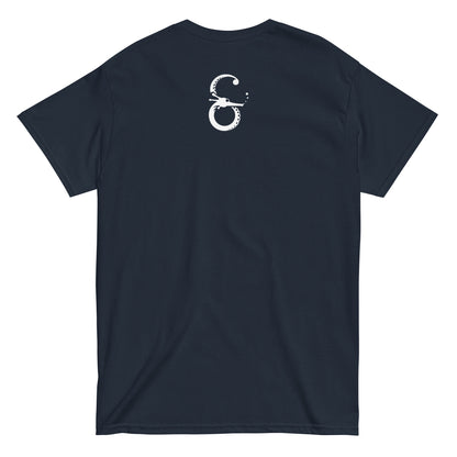 Colección Símera-Art. Camiseta Cernunno: comodidad, diseño exclusivo y la esencia de un dios mitológico. ¡Descúbrela ahora!